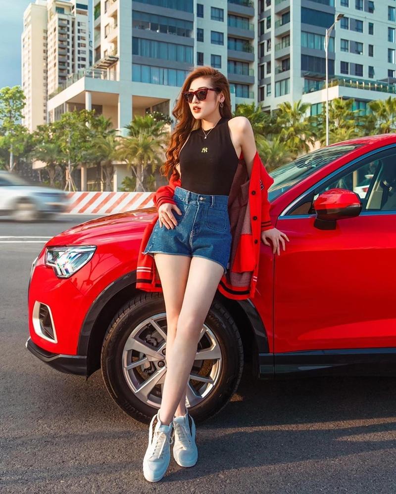 Kỳ Duyên - Lưu Hương Giang mê mẩn váy bay bổng như mẹ bầu chào hè-9