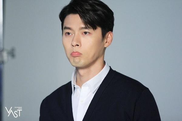 Cách Hyun Bin ứng xử với chuyện yêu Song Hye Kyo và Son Ye Jin-8