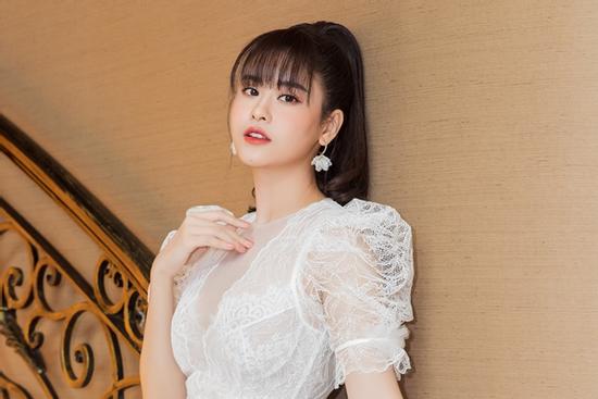 Trương Quỳnh Anh: 'Tôi sợ một ngày nào đó con sẽ không thèm nhìn mặt mình'