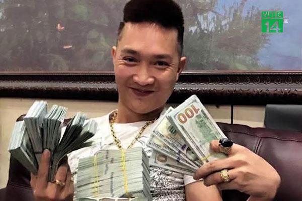 Giang hồ mạng Huấn Hoa Hồng bị công an TP.HCM phát lệnh truy tìm-3