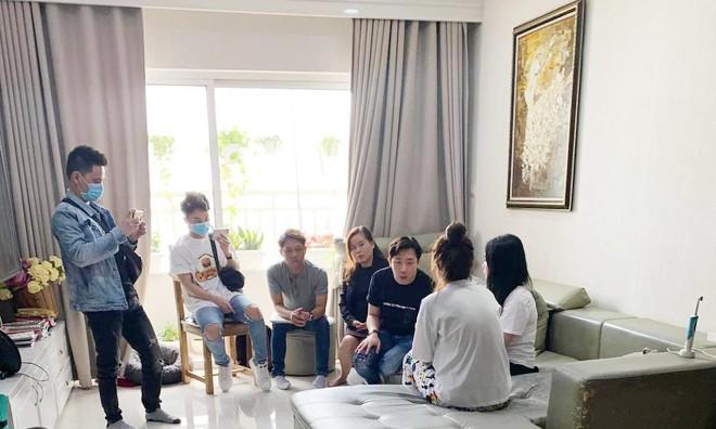 Tự nhiên bị chửi tung nóc, loạt sao Việt người xử lý rắn mặt - người tủi phận muốn chết-2