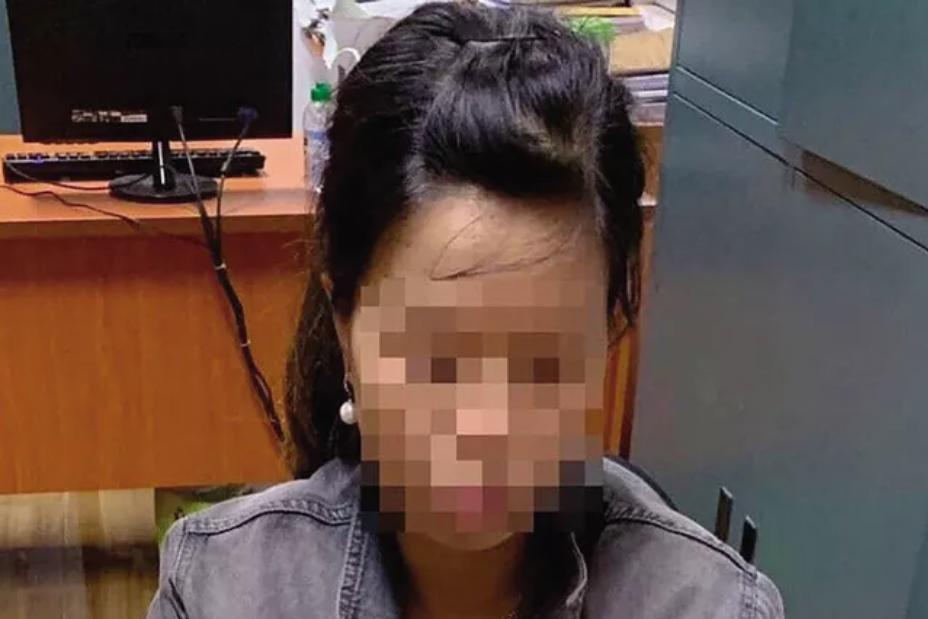 Tin mới nhất về sức khỏe bé trai bị mẹ bỏ dưới hố ga: Vẫn nặng, phải thở máy-2