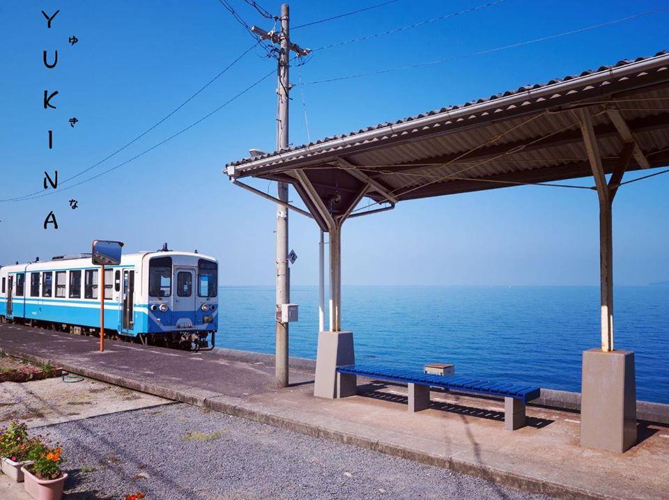 Chiêm ngưỡng vẻ đẹp mê mẩn của ga tàu hỏa cô độc ở Nhật Bản-1