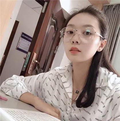 Hoa khôi bóng chuyền cao 1,88 m và tình yêu đẹp với bạn trai 2,01 m-4