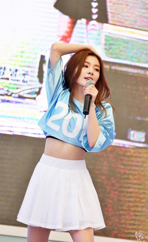 Học hỏi sao Hàn 5 tips phối đồ hack chân thon dài, 1m50 mà ai nhìn cũng nghĩ 1m70-8