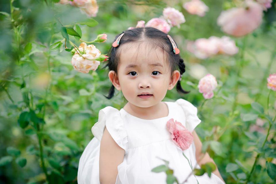 Con gái sinh non 1,9kg của Khánh Thi lớn phổng phao, xinh xắn ngỡ ngàng-5