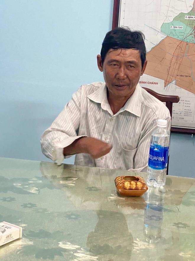 Kế hoạch giết người dã man của gã đàn ông đốt nhà khiến 3 người chết ở Sài Gòn: Rút xăng từ xe máy, lấy bùn be bờ để phóng hỏa-1