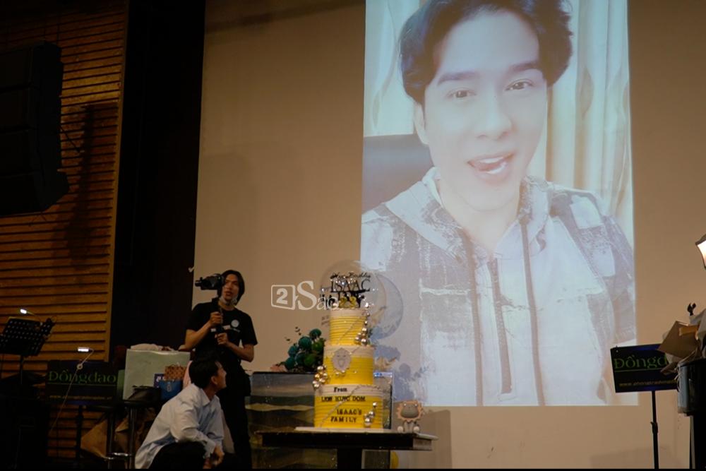 Isaac sung sướng khi biết Đan Trường khóc sướt mướt vì xem phim Anh trai yêu quái-2