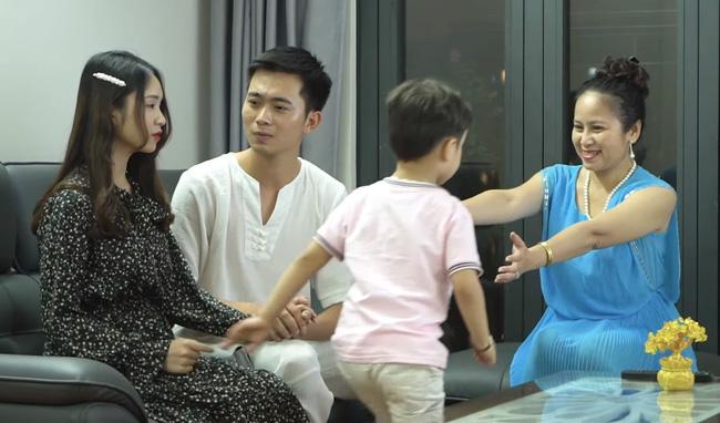 Vợ bị chồng cằn nhằn ở nhà mà nấu một bữa không xong và pha cứu nguy của mẹ chồng-2