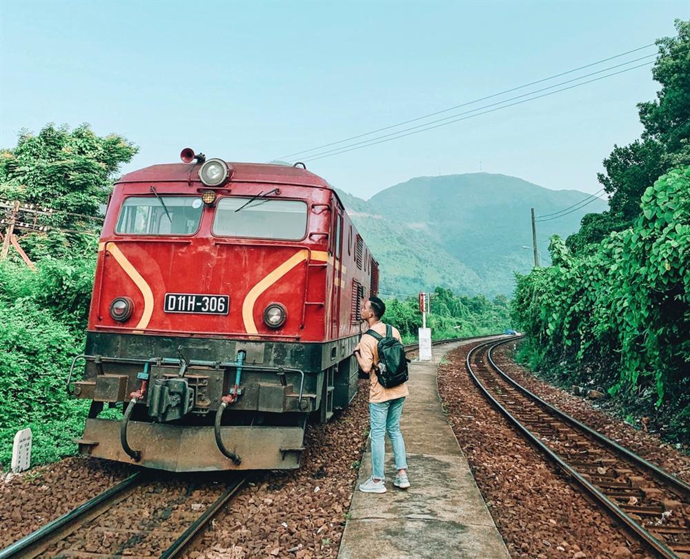 Lạc giữa chốn cổ tích ở nhà ga trên đèo Hải Vân-3