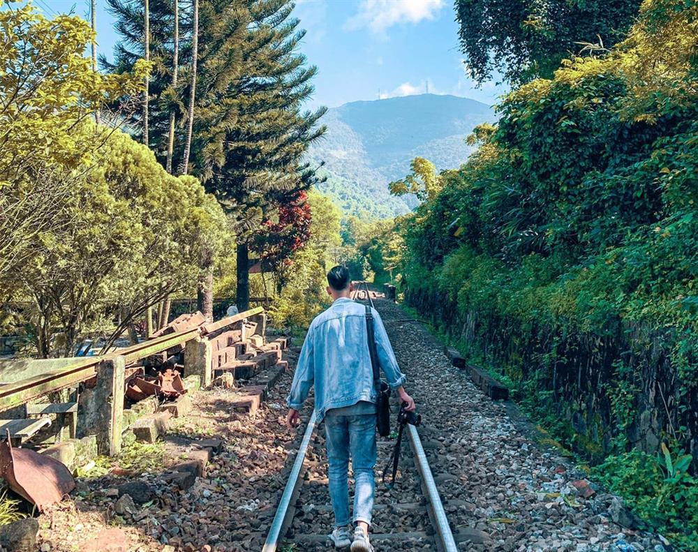 Lạc giữa chốn cổ tích ở nhà ga trên đèo Hải Vân-4