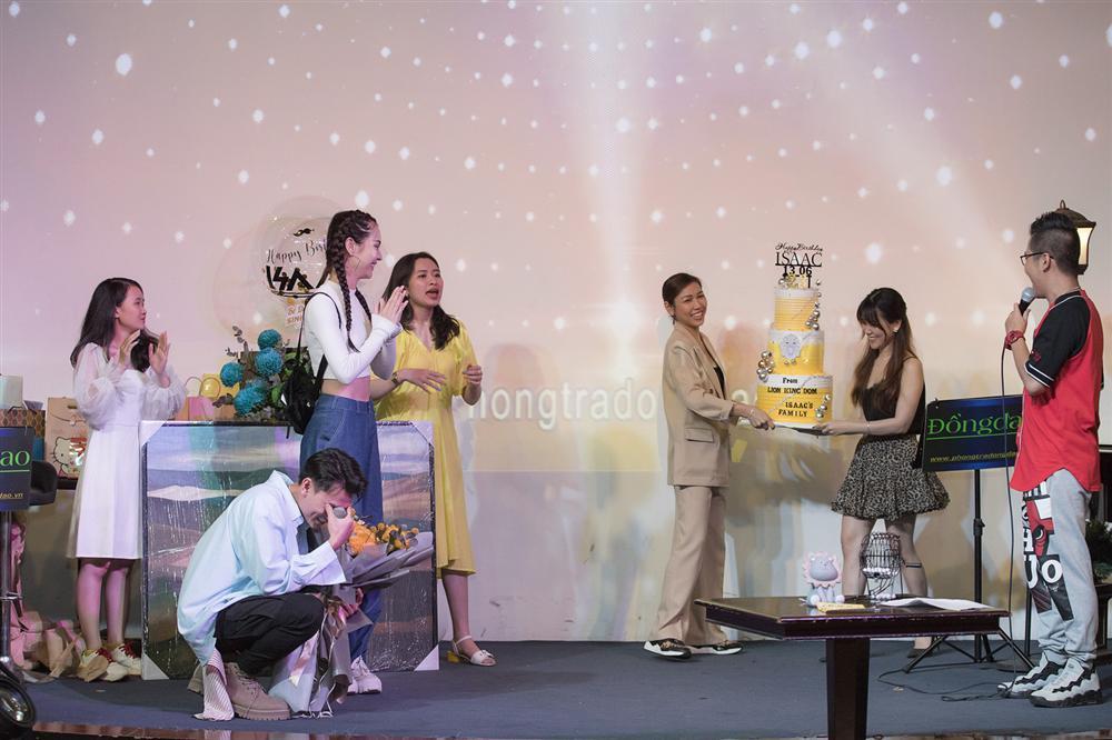 Em gái Isaac: Không tìm được người đàn ông hoàn hảo như anh trai-3