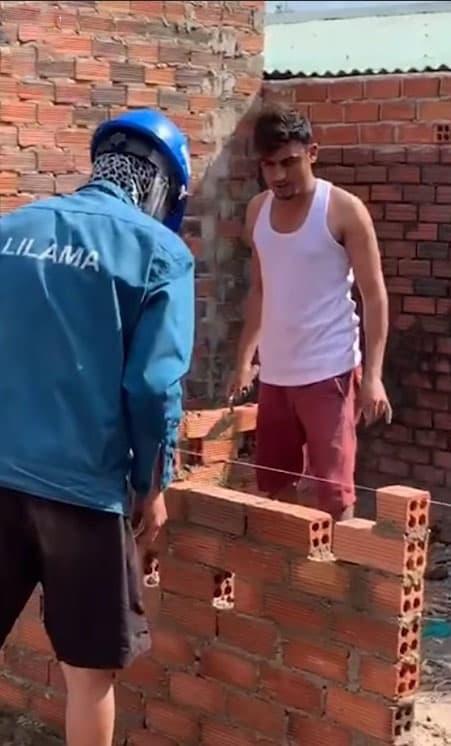 Cô dâu 65 tuổi ở Đồng Nai đăng ảnh chồng trẻ làm phụ hồ, đập nát nghi vấn yêu vì tiền-2