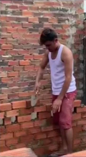 Cô dâu 65 tuổi ở Đồng Nai đăng ảnh chồng trẻ làm phụ hồ, đập nát nghi vấn yêu vì tiền-3