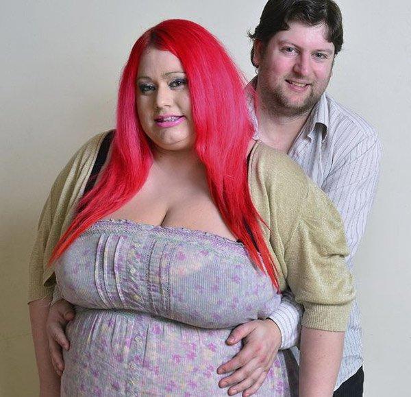 Người phụ nữ 7 năm trước suýt đè bẹp bạn trai do bộ ngực quá khủng giờ ra sao?-2