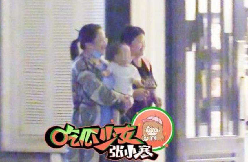 Triệu Lệ Dĩnh lần đầu công khai mặt quý tử-3