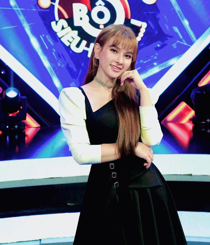 Thu Thủy ôm bụng bầu 6 tháng quẩy sung hơn cả dân Tik tok chuyên nghiệp-2