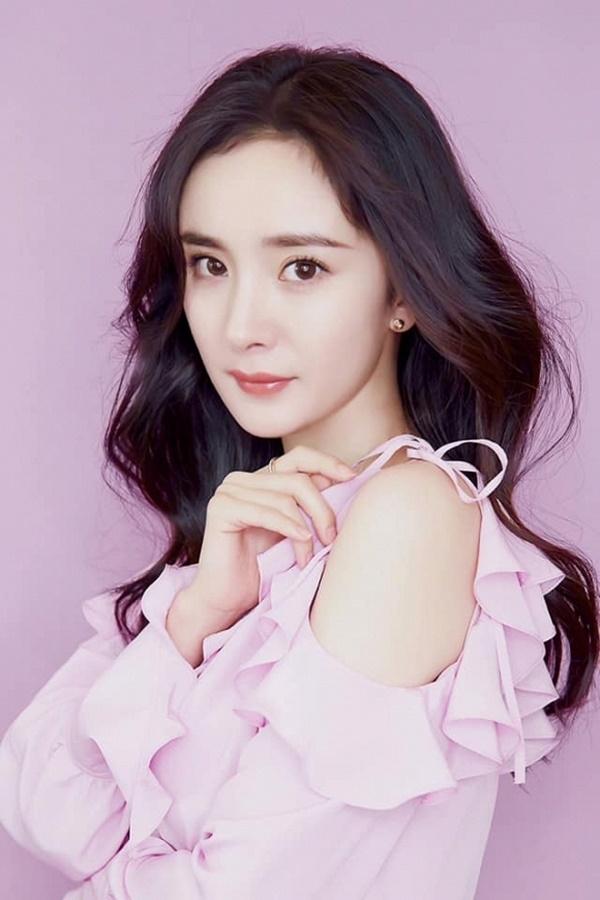 Triệu Lệ Dĩnh, Angela Baby và những bà mẹ bỉm sữa hot nhất màn ảnh Hoa ngữ-3