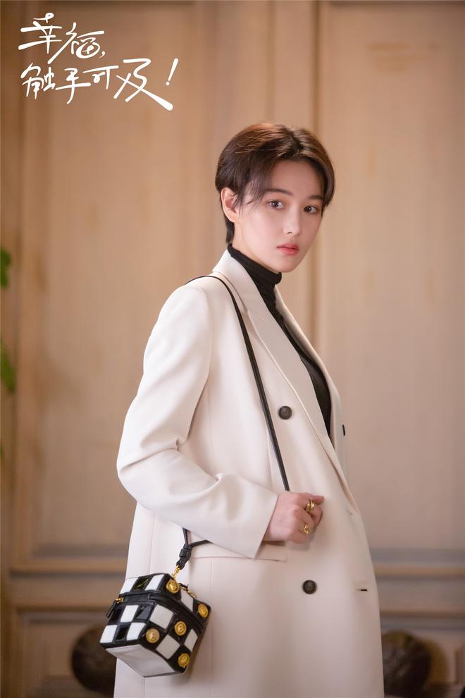 Triệu Lệ Dĩnh, Angela Baby và những bà mẹ bỉm sữa hot nhất màn ảnh Hoa ngữ-8