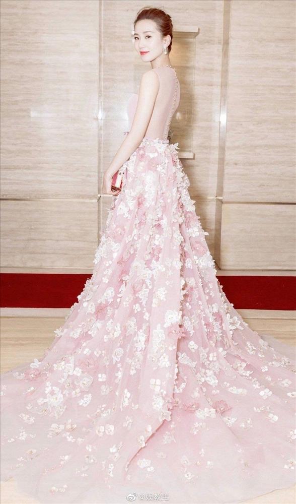 Triệu Lệ Dĩnh, Angela Baby và những bà mẹ bỉm sữa hot nhất màn ảnh Hoa ngữ-10