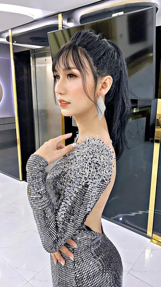 MAKE-UP OVER: Trần Đức Bo trang điểm đậm không phải lối - Tường Vi xinh đẹp hậu 3 lần sửa mũi-10