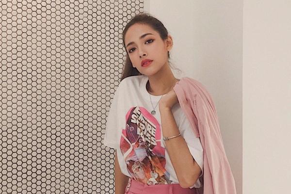 Sao Nhập Ngũ có nữ ca sĩ đang học chăm chỉ thì bỏ thi đại học-4