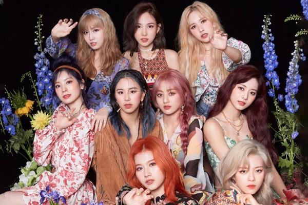 Nhận cúp mỏi tay tại Hàn, TWICE vẫn băng băng phát hành sản phẩm mới siêu hot ở Nhật-12