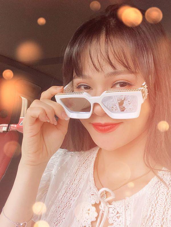 Quyết định cắt tóc mái mưa, đây có lẽ là nữ BTV giỏi giấu tuổi nhất nhà đài VTV-2