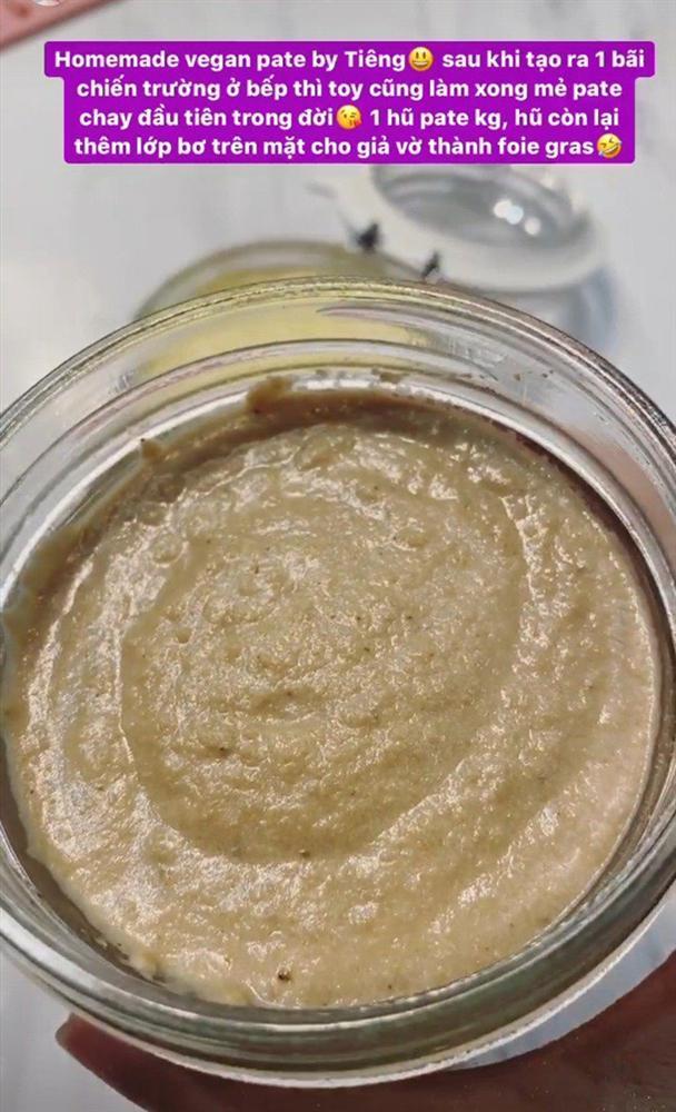 Tóc Tiên tạo một bãi chiến trường ở bếp khi làm mẻ pate chay đầu tiên trong đời-2