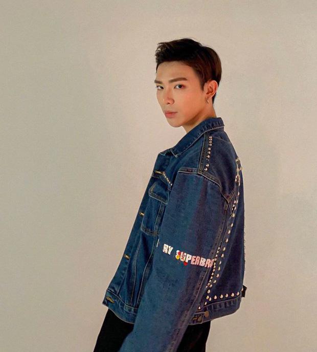 Erik khen tới tấp comeback stage của IZ*ONE hay quá, khéo lại sắp có màn cover dance siêu chất đến nơi rồi?-2