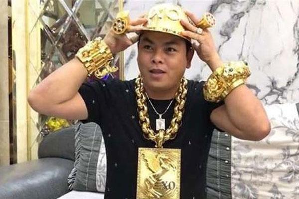 Phúc XO hầu tòa-1