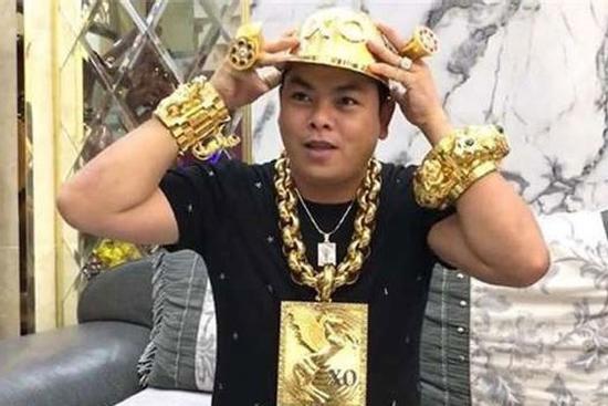 Phúc XO hầu tòa