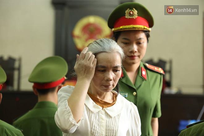 Vụ nữ sinh giao gà bị sát hại ở Điện Biên: Bùi Kim Thu xuất hiện tóc bạc trắng-6