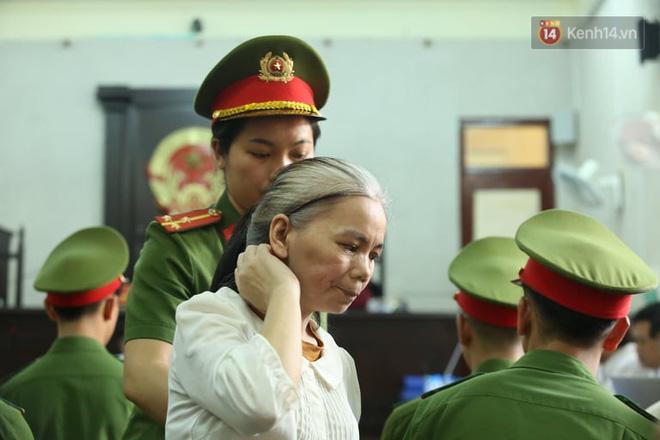 Vụ nữ sinh giao gà bị sát hại ở Điện Biên: Bùi Kim Thu xuất hiện tóc bạc trắng-9