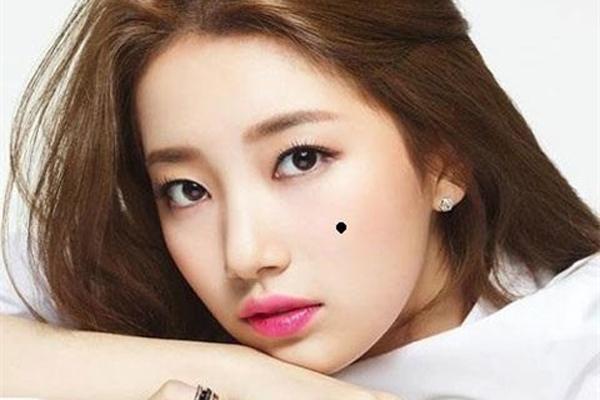 Phụ nữ có nốt ruồi đúng vị trí tài lộc ở cổ, cả đời ngồi mát ăn bát vàng-2