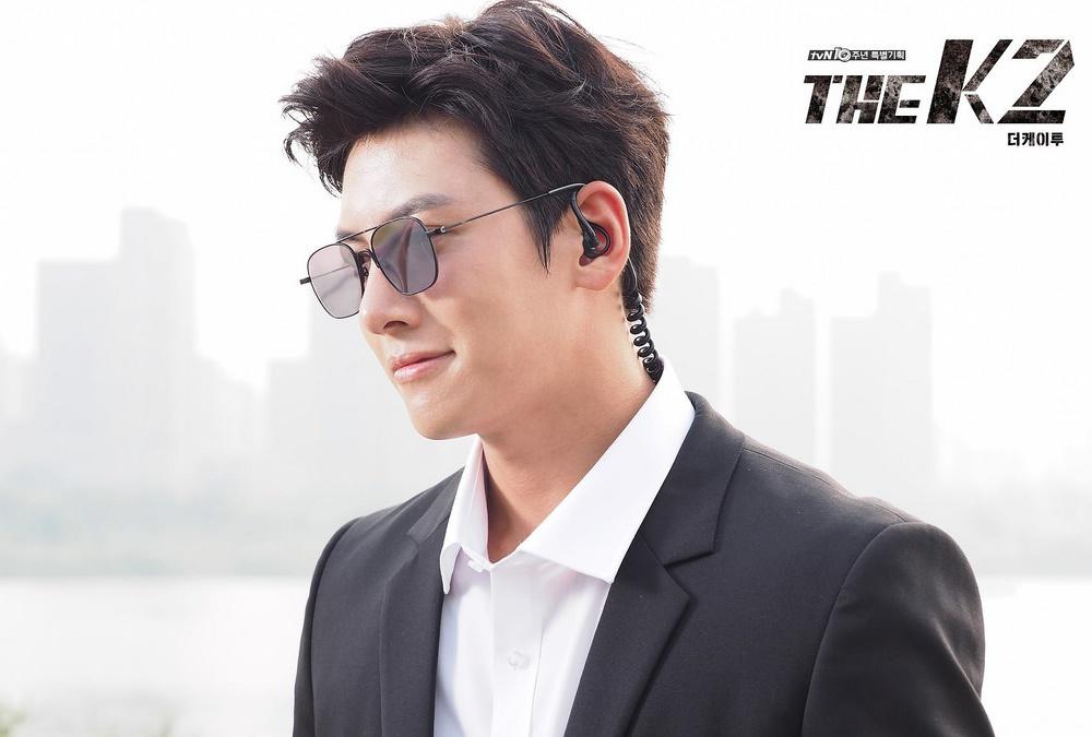 Sau Healer, Chang Wook trở thành gương mặt được “chọn mặt gửi vàng” trong các tác phẩm hành động. Mật danh K2 là dự án truyền hình tiếp theo đánh dấu sự thành công của Ji Chang Wook trong thể loại này.