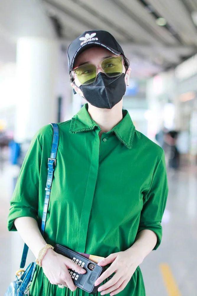 Phạm Băng Băng đeo nhẫn kim cương siêu to, bị đồn lần này kết hôn là cái chắc-1