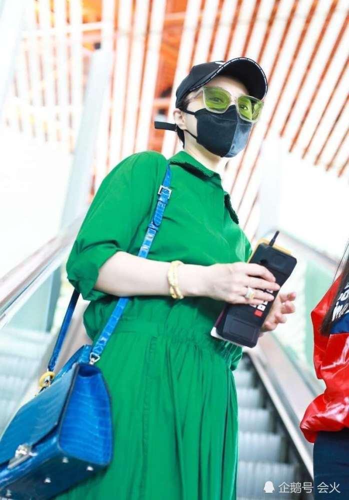 Phạm Băng Băng đeo nhẫn kim cương siêu to, bị đồn lần này kết hôn là cái chắc-4