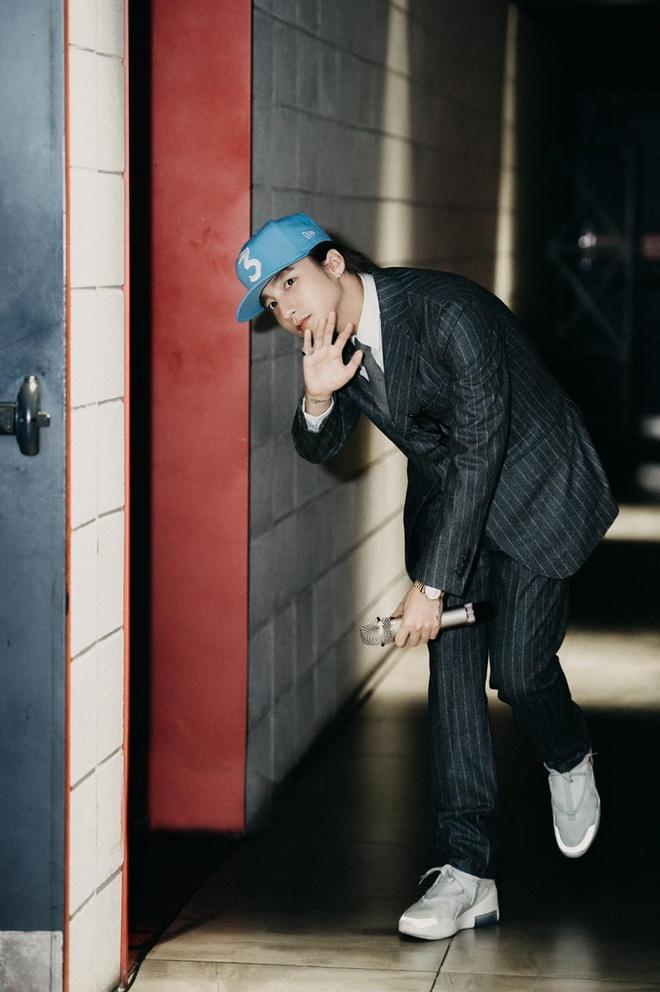Sơn Tùng M-TP mặc toàn hàng hiệu, đeo đồng hồ Rolex 56.400 USD-2