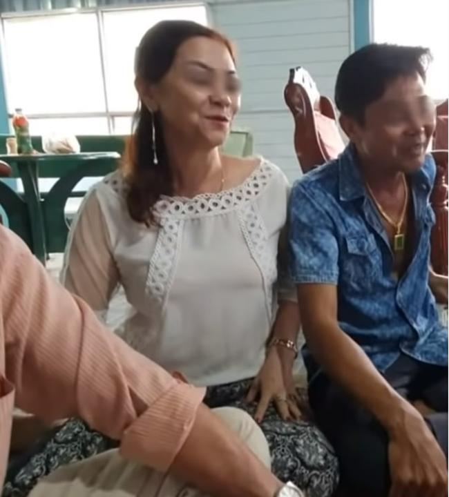 Xuất hiện người nhận là chồng cũ cô dâu 65 tuổi ở Đồng Nai, bóc mẽ vợ mê trai Tây-2