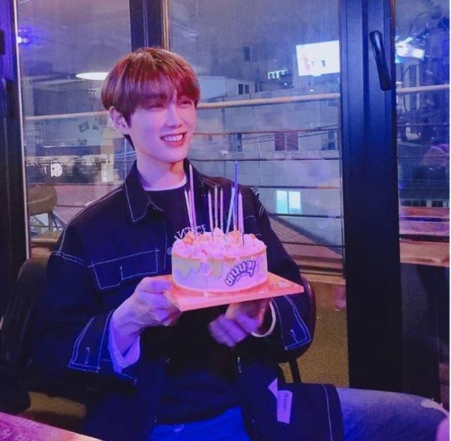 Nam ca sĩ Hàn qua đời ở tuổi 28-1