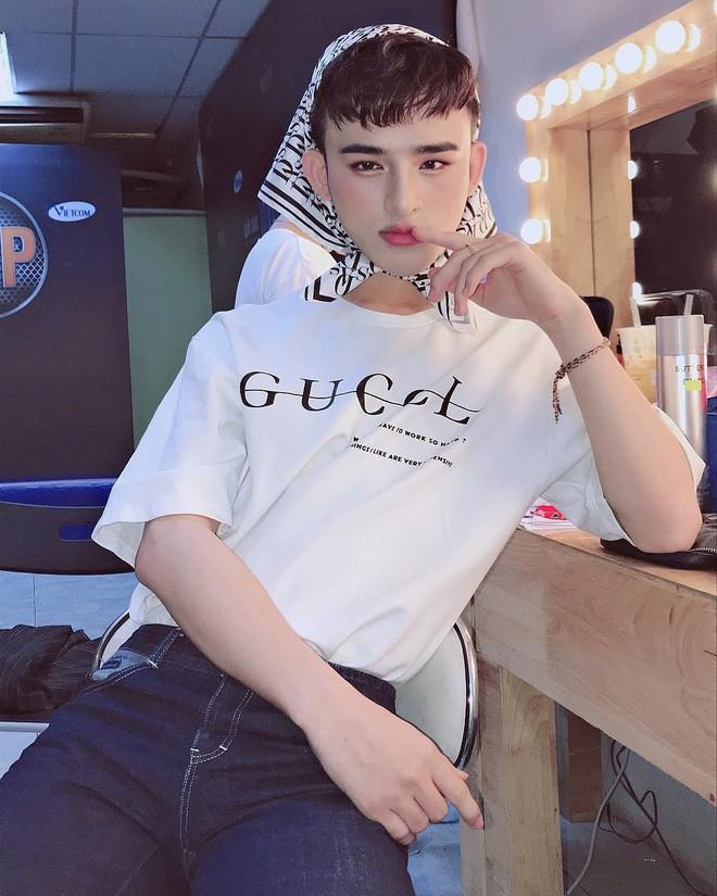 Thảm họa mạng Trần Đức Bo bị tung ảnh đời thật cũng 1 trời 1 vực khác gì hot girl trứng rán-5