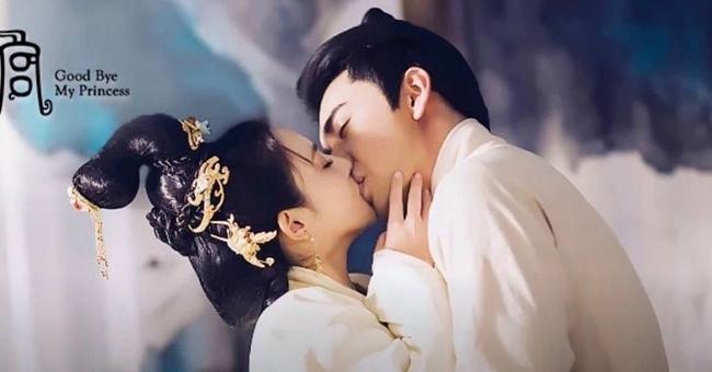 Sự thật những cảnh phim bị cắt: Tiểu Long Nữ Lưu Diệc Phi chưa là gì so với cảnh hôn nuốt lưỡi này!-12