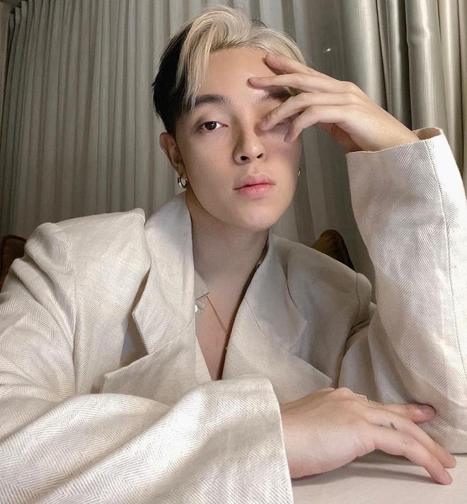 Jennie và nhiều sao không ngại nhuộm tóc nửa vời lạ mắt-7