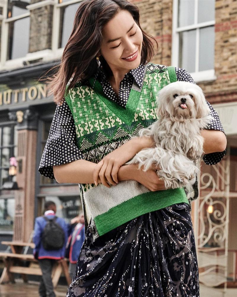 Thiên thần Victorias Secret làm người mẫu chỉ vì muốn có máy tính mới-5