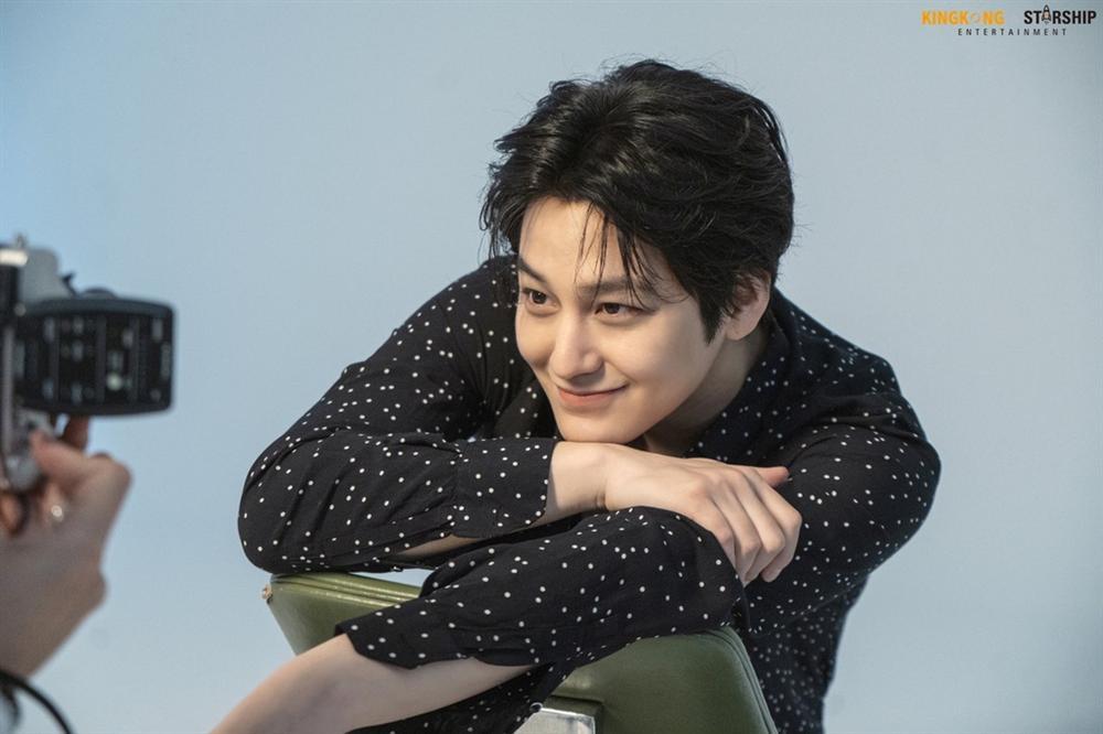 Vẻ ngoài không đổi của chàng Gốm sau 11 năm đóng Vườn sao băng-3