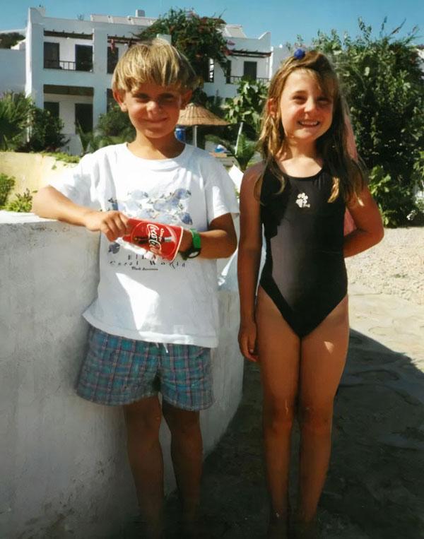 Đưa bạn trai về ra mắt, cô nàng vỡ òa khi mẹ công bố bức ảnh 23 năm về trước-1