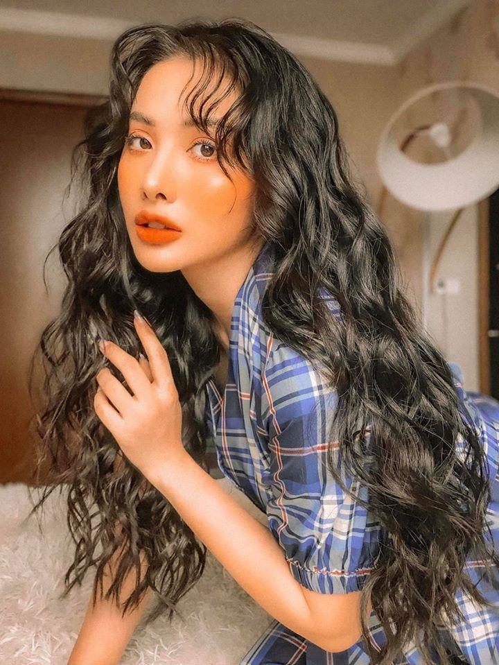 Yaya Trương Nhi kém duyên vì váy bó chịt hằn rõ vùng nhạy cảm-6