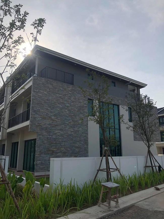 TIN ĐƯỢC KHÔNG: Ngọc Trinh tiết lộ doanh thu 1,4 - 4 tỷ đồng/ngày-3