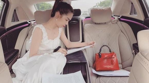 TIN ĐƯỢC KHÔNG: Ngọc Trinh tiết lộ doanh thu 1,4 - 4 tỷ đồng/ngày-5